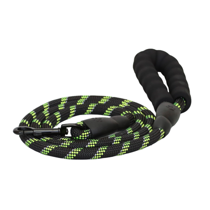 CORREA PARA MASCOTAS REFLECTANTE, DURADERA Y CÓMODA COLOR NEGRO