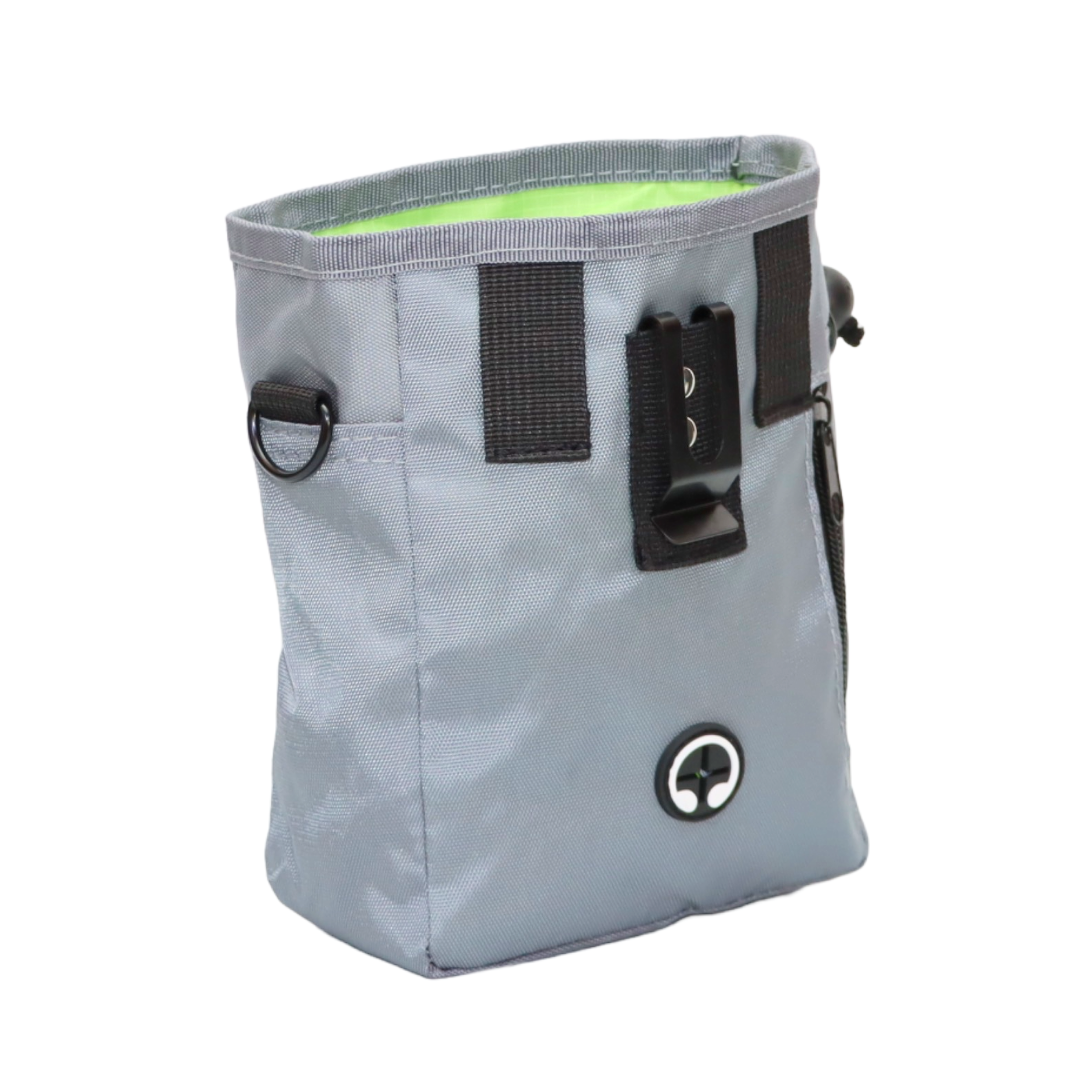 BOLSA DE ENTRENAMIENTO PARA MASCOTAS COLOR GRIS