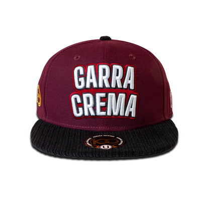 Set del Hincha Universitario de Deportes Garra Crema