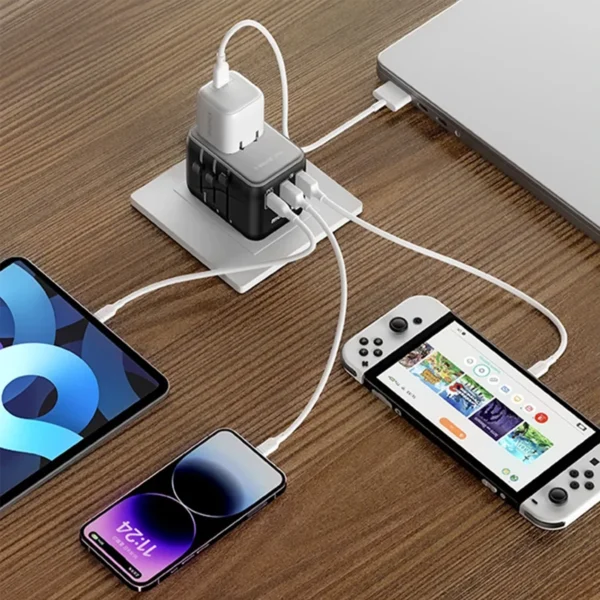 Cargador Adaptador Universal de Viaje Momax 20W PD USB-C